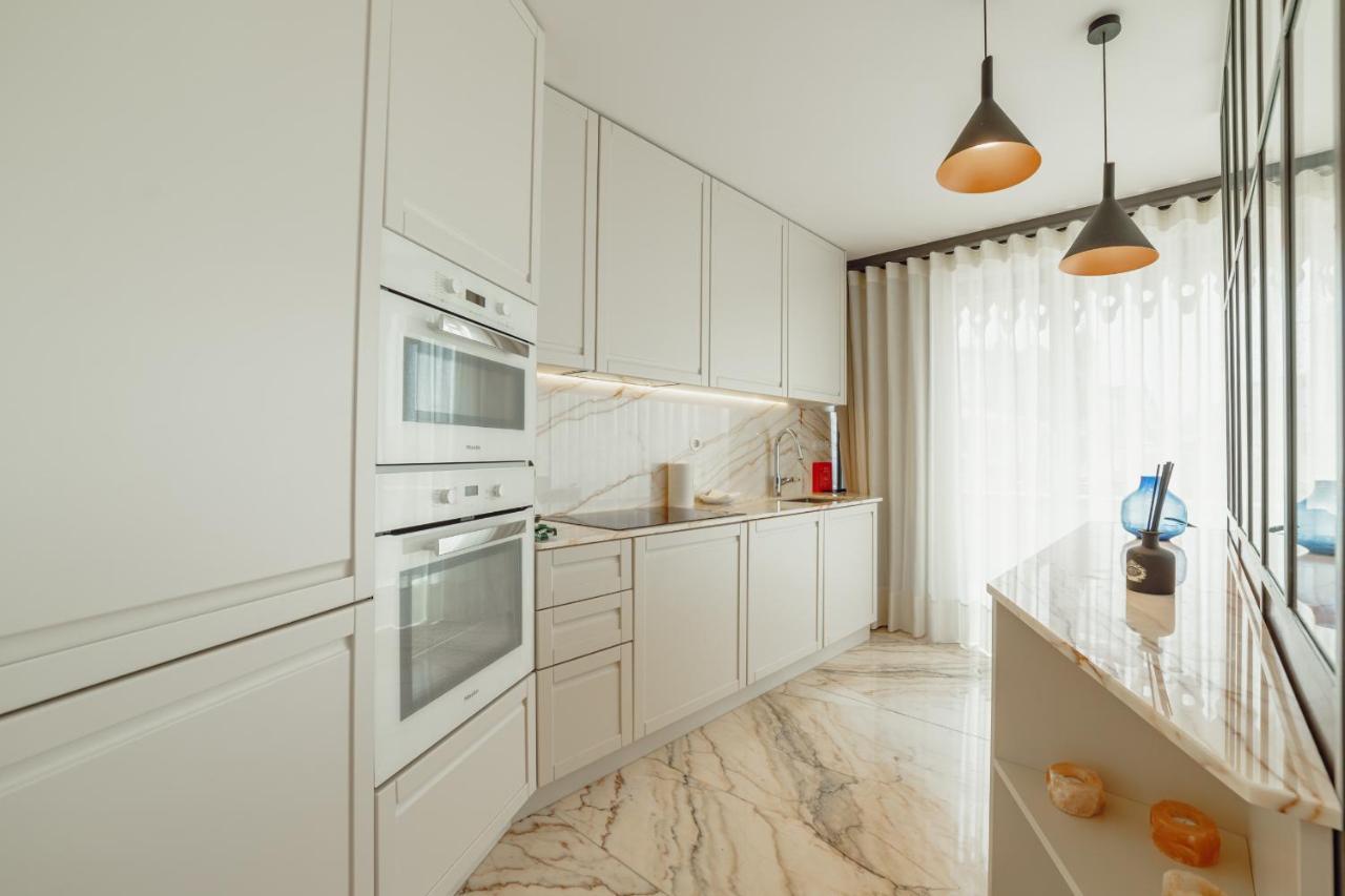 Downtown Penthouse With River View By Vacationy OOporto Exteriör bild